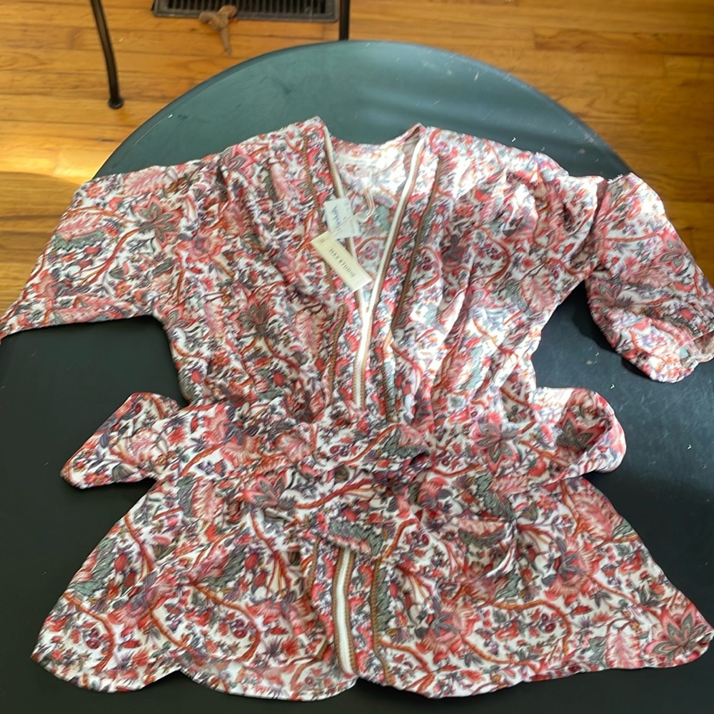 Max studio shirt size 6